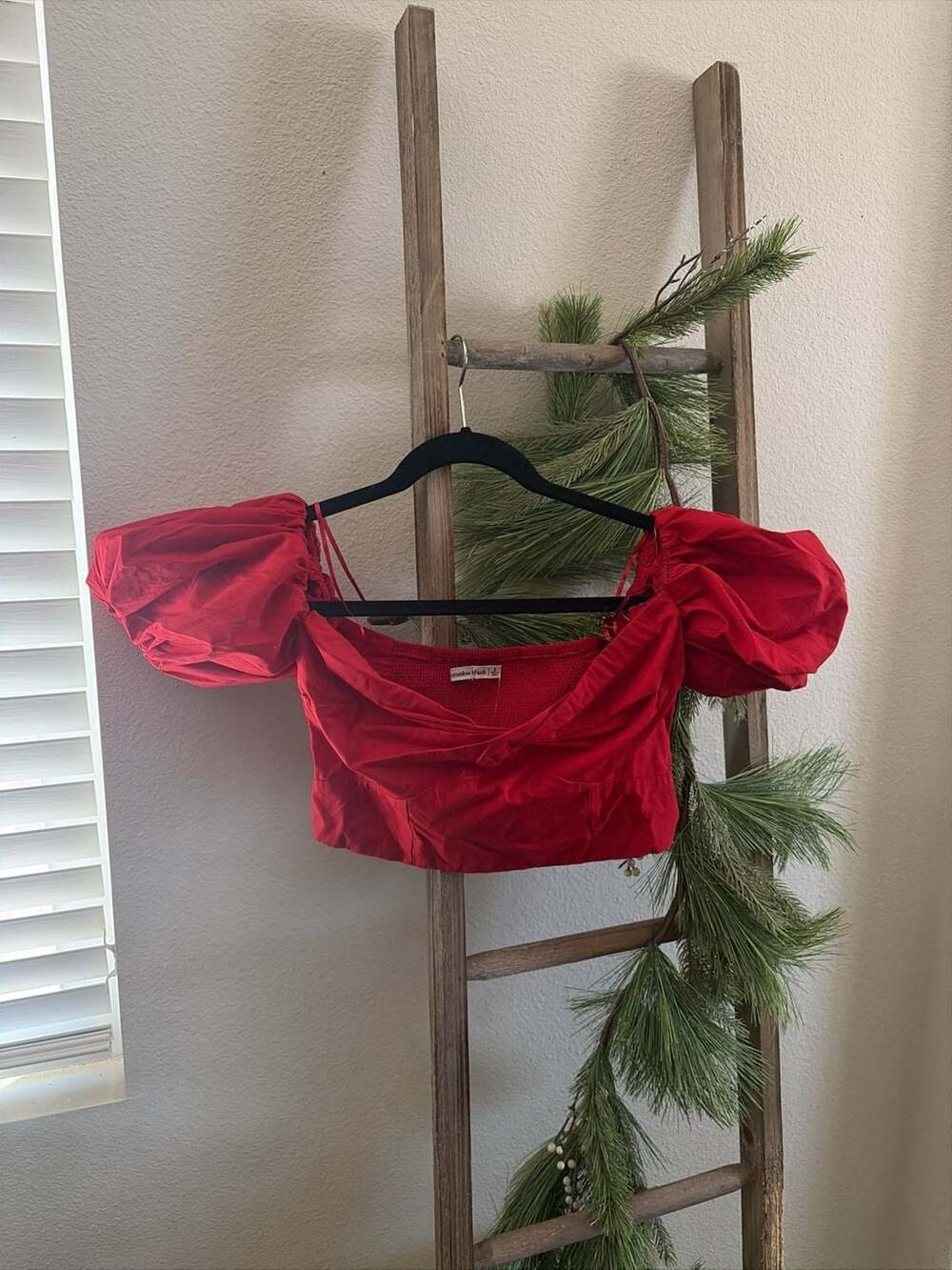 Abercrombie & Fitch Red Puff Sleeve Smocked Crop Top Size Small